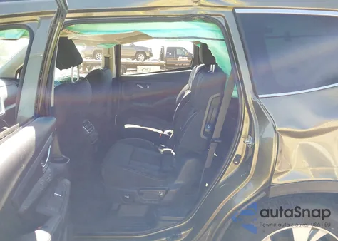 2023 Subaru Ascent Premium 7-Passenger из США, поврежденный, VIN 4S4WMAED5P3431373